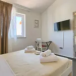 Zminj 1404 *