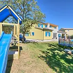 Zminj 1404 Villa