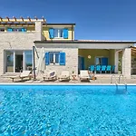 Zminj 1404 Villa