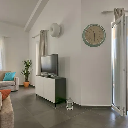 Zminj 1404 Villa