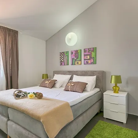 Zminj 1404 Villa *