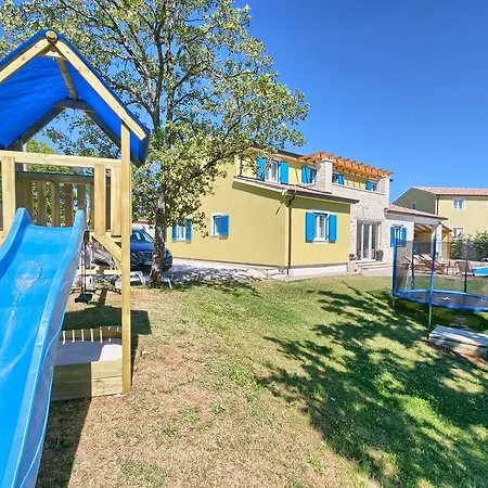 Zminj 1404 Villa