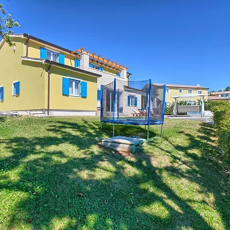 Villa Zminj 1404 Tomisici