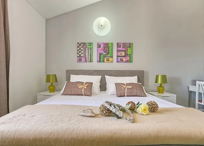 Zminj 1404 Vila Tomisici