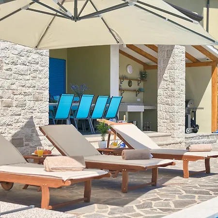 Zminj 1404 * Tomisici