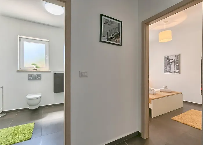 Zminj 1404 ヴィラ *