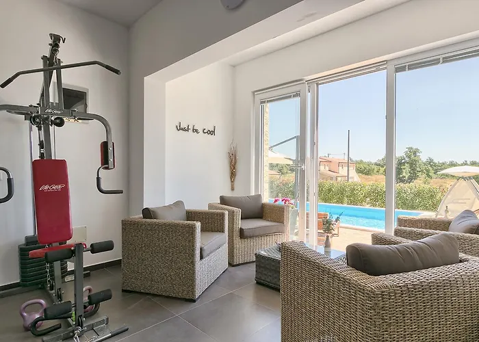 Zminj 1404 ヴィラ Tomišići